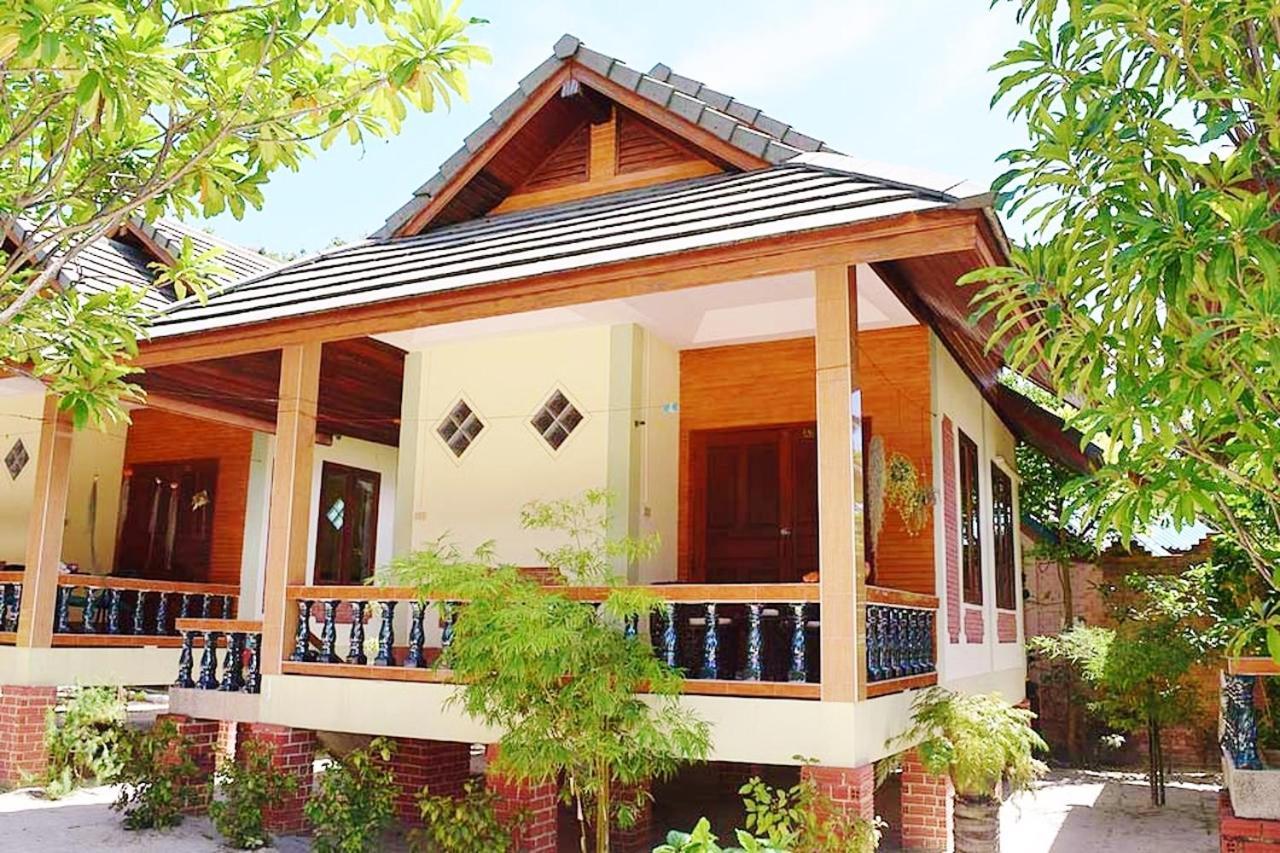 Seaboard Bungalow Haad Yao Exteriör bild