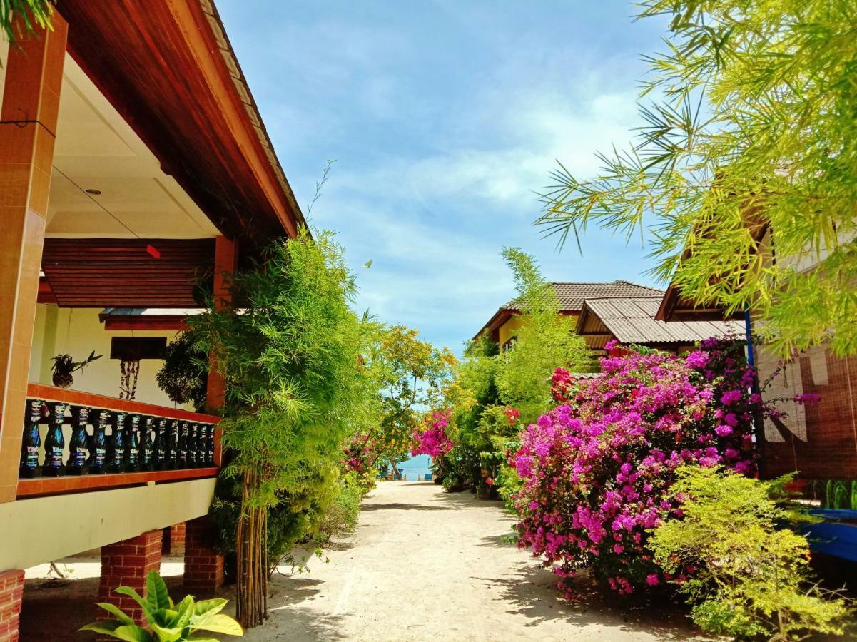 Seaboard Bungalow Haad Yao Exteriör bild